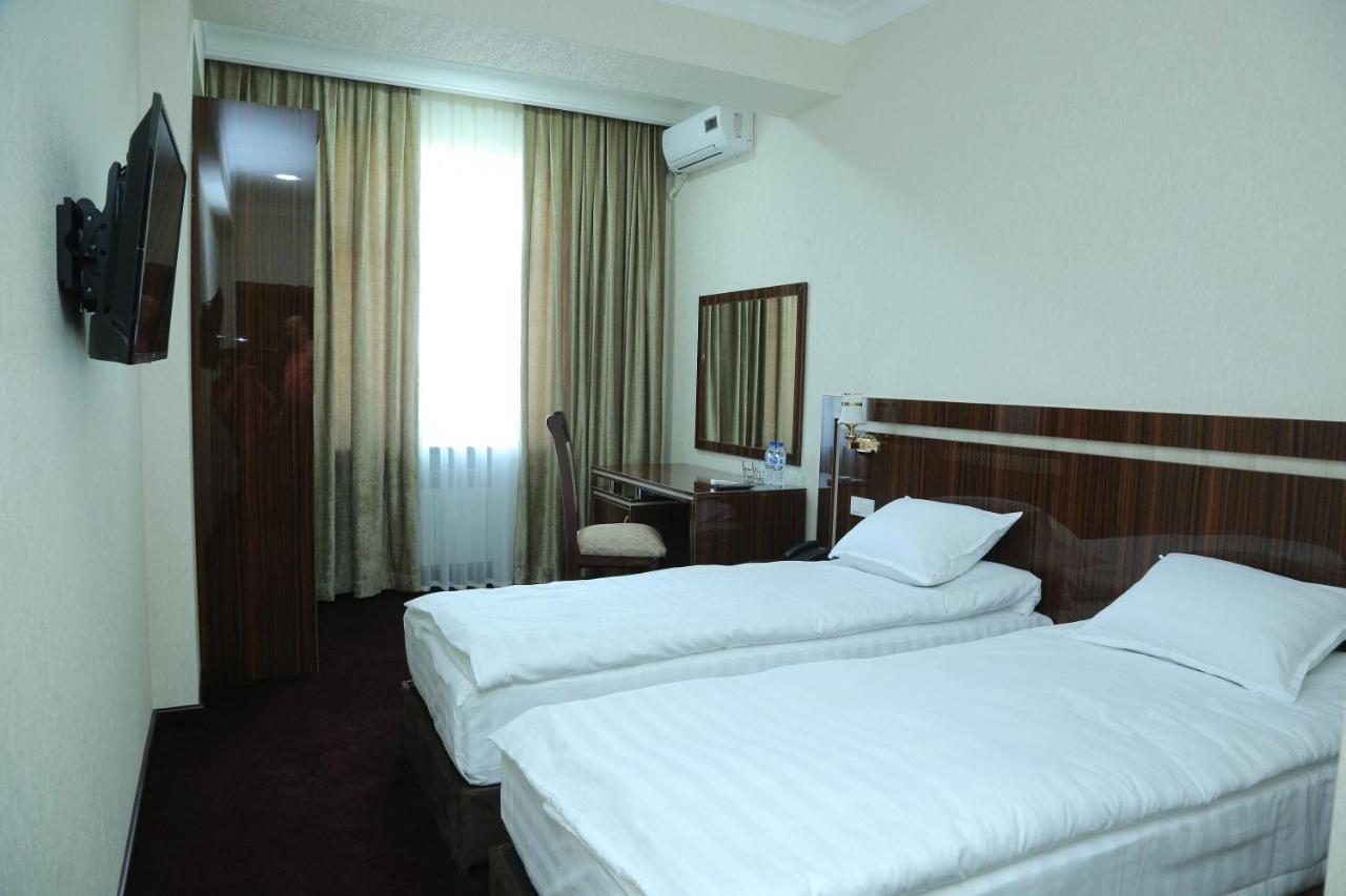 Hotel Grand Capital Tashkent Exterior foto
