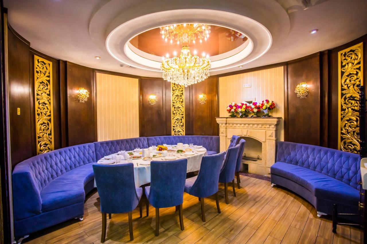 Hotel Grand Capital Tashkent Exterior foto