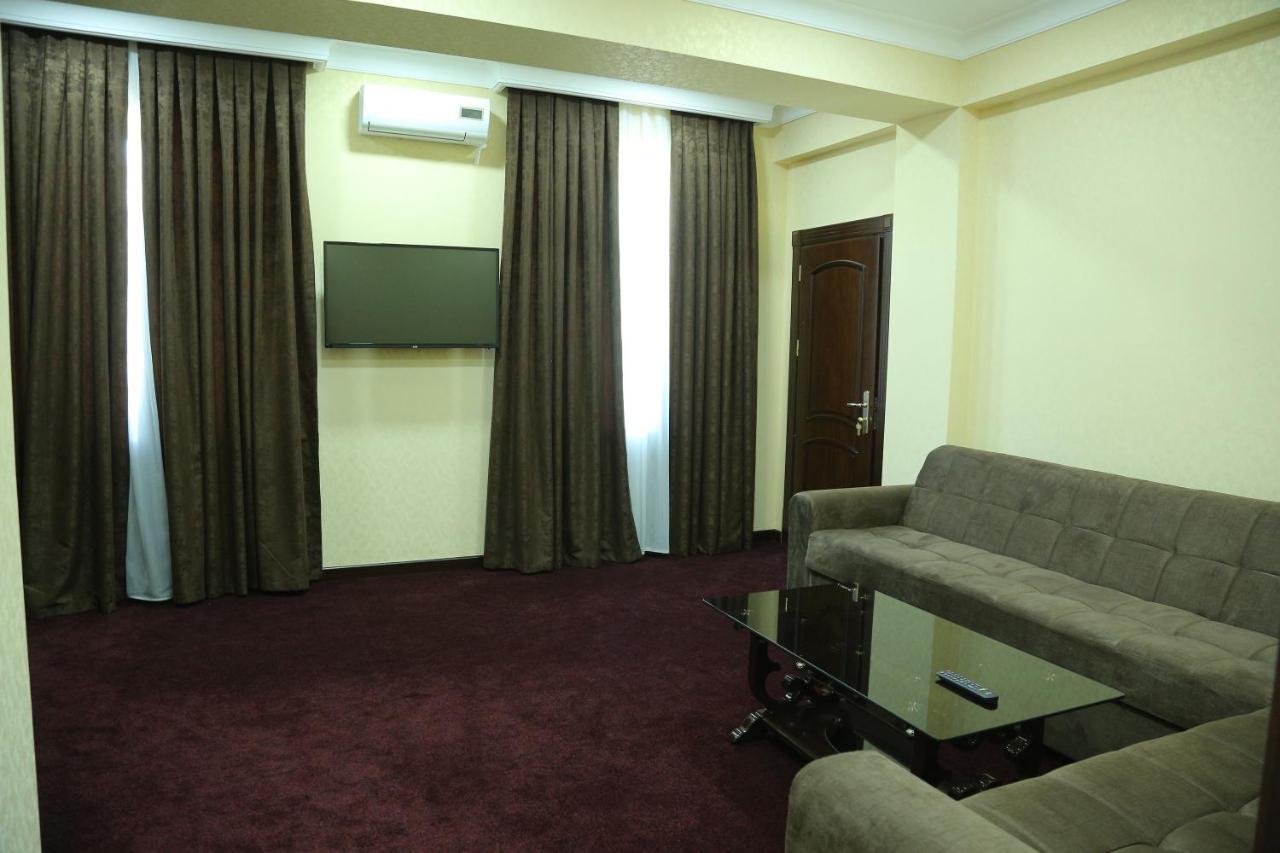 Hotel Grand Capital Tashkent Exterior foto